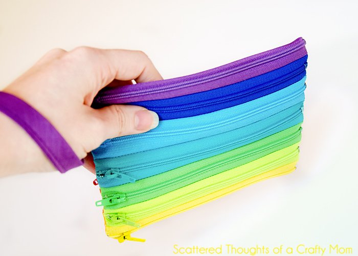 Make Rainbow Zipper Pouch