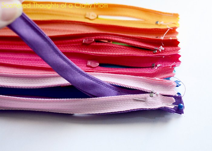 Make Rainbow Zipper Pouch