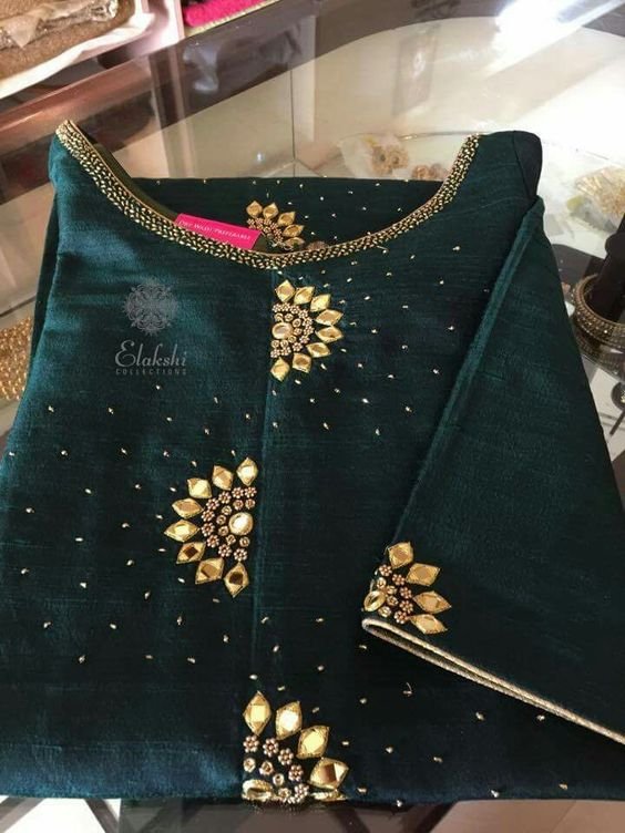 Kurthi Neck Pattern