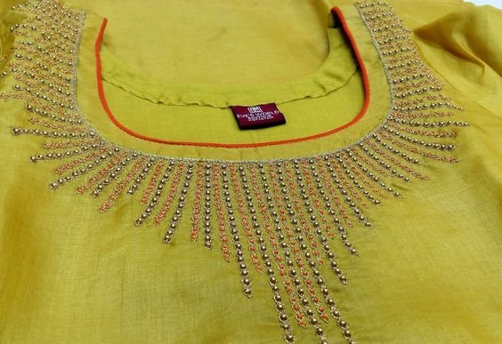 Kurthi Neck Pattern