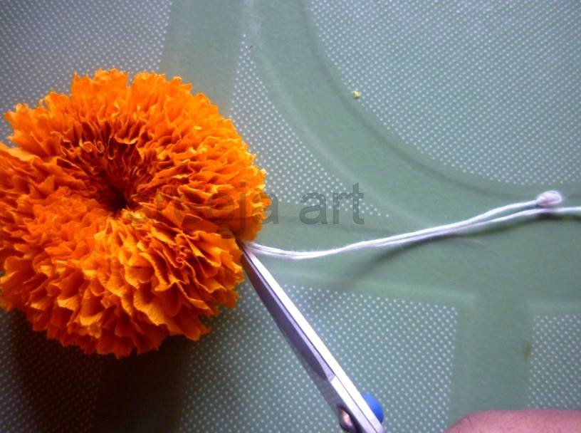 make flower from paper