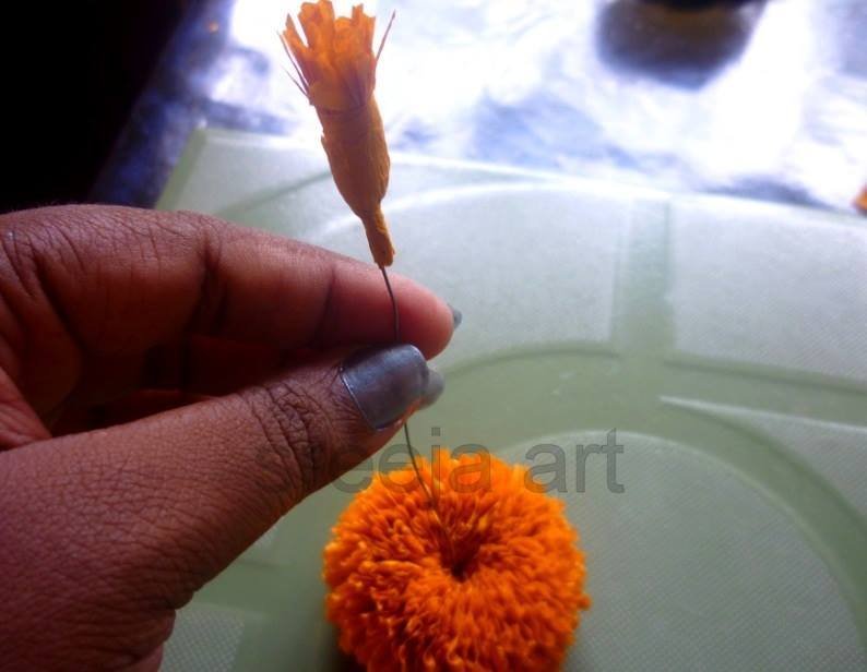 make flower from paper