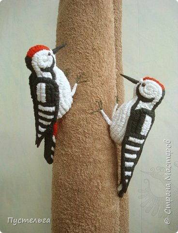 make woodpecker from paper