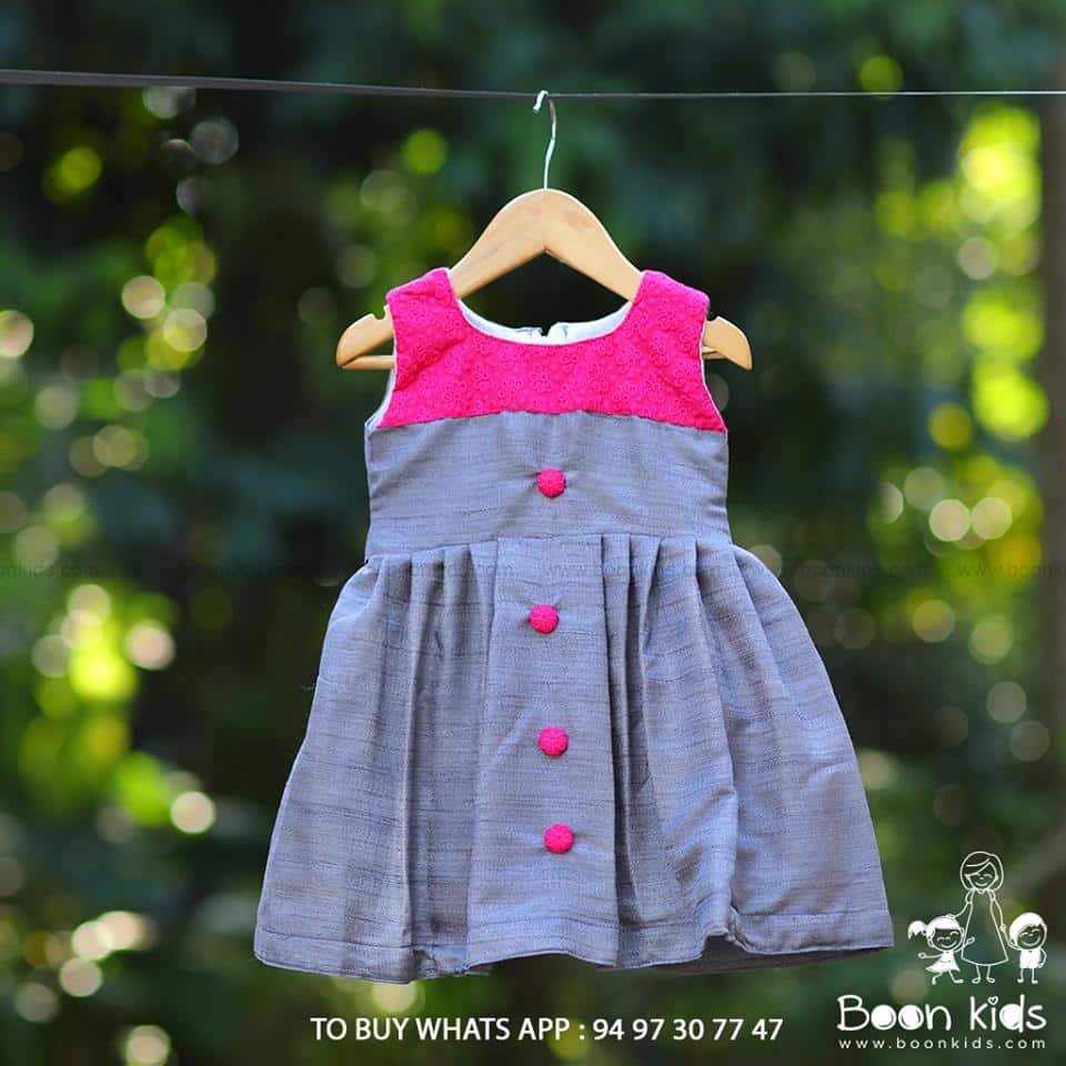 Fashionable baby girls dresses13