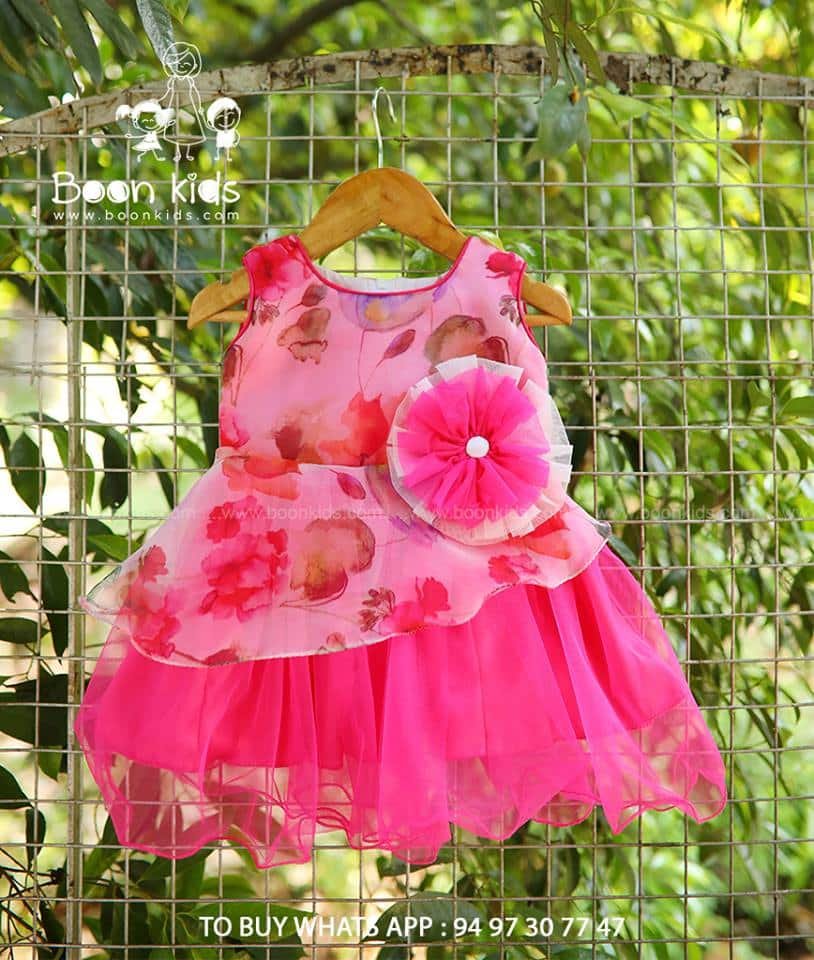 Fashionable baby girls dresses25