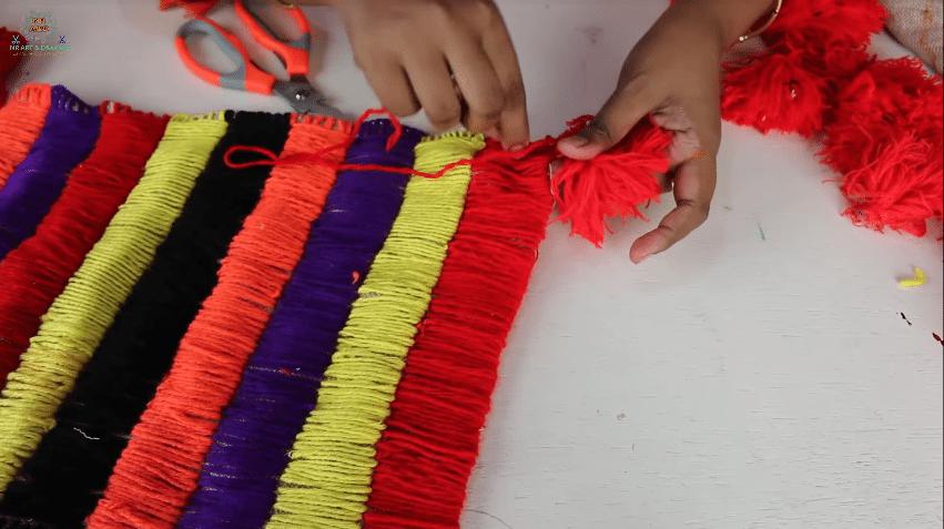 How to make doormats using woolen and jute rugs12