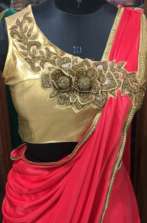 Trendy-silk-saree-blouse-designs-21