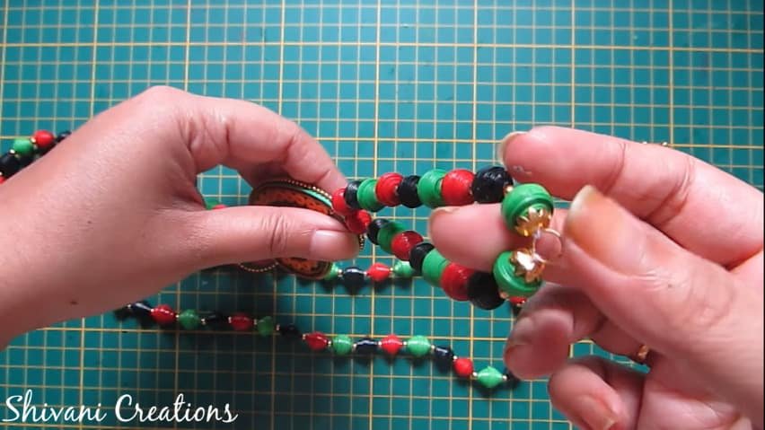 How to make paper quilling necklace set34