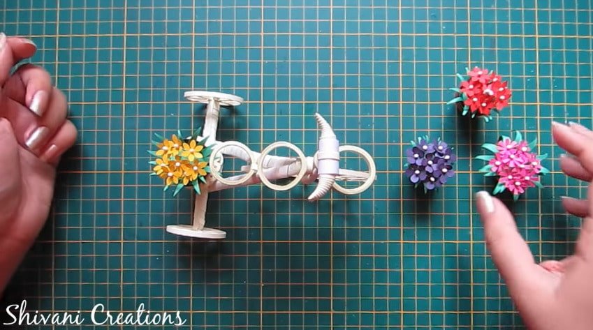 How to make quilled tricycle miniature plant stand44