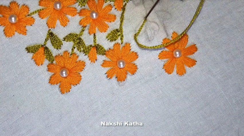 Hand embroidery satin stitch flower design7