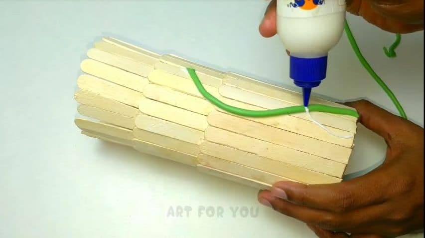 How to make flowerpot from popsicle sticks17