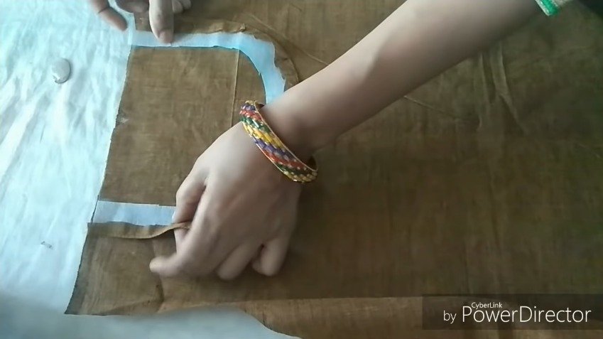 Creative neck design cutting and stitching with fabric button making