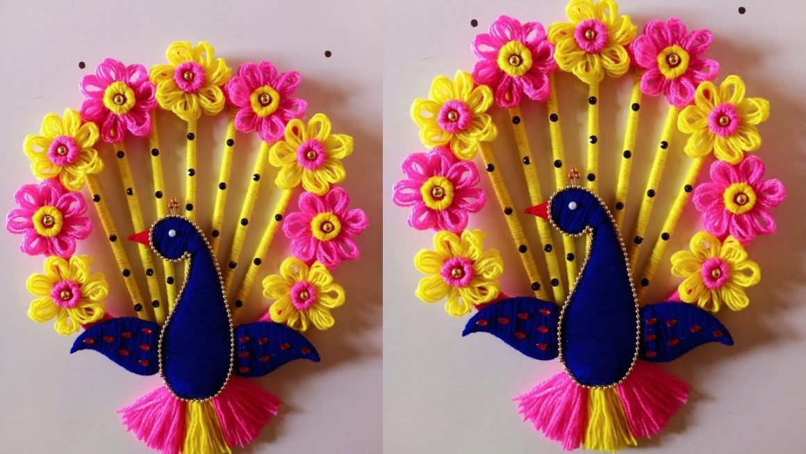 Easy Peacock Wall Hanging