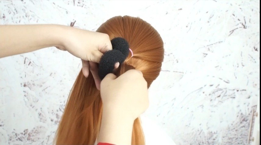 French Roll Hairstyle with Clutcher