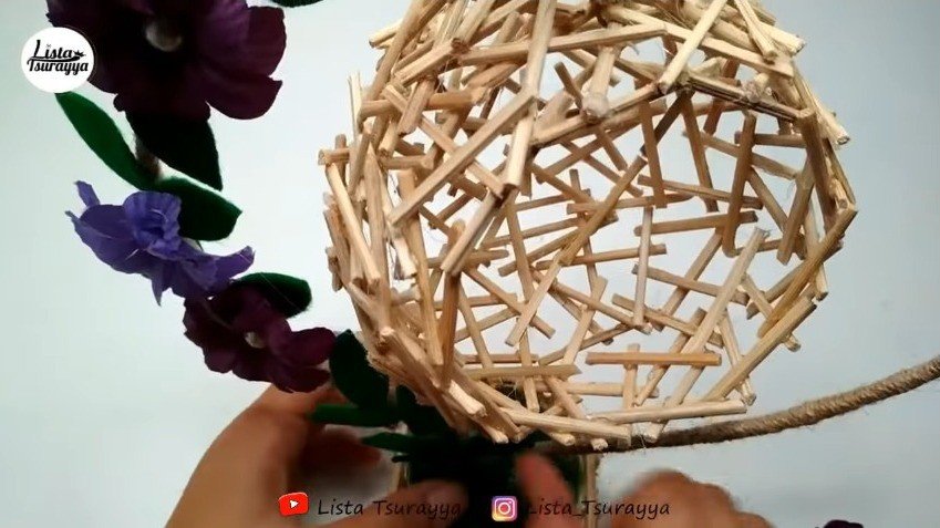 How to make birdcage table decor