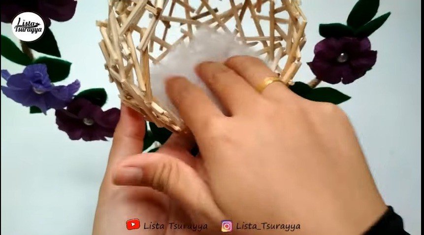 How to make birdcage table decor