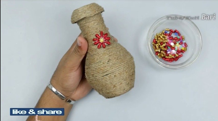 How to make easy flower vase