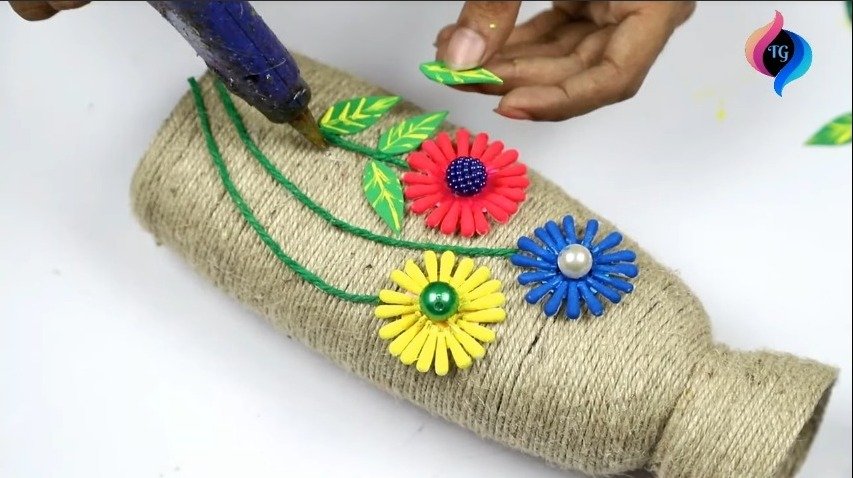 Shampoo Bottle Craft Idea With Jute Rope