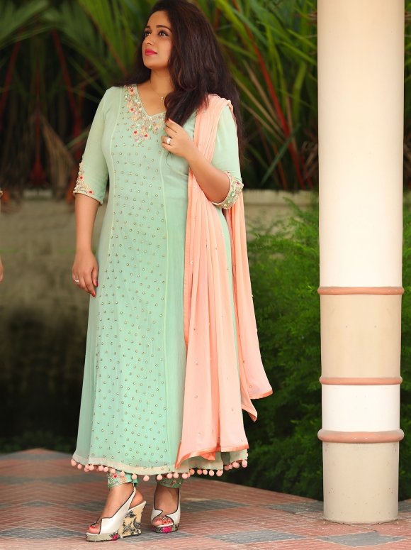 Celebrity Style Kurtis Every Girl Must Try