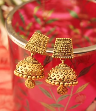 Daily Wear Earring Designs in Gold