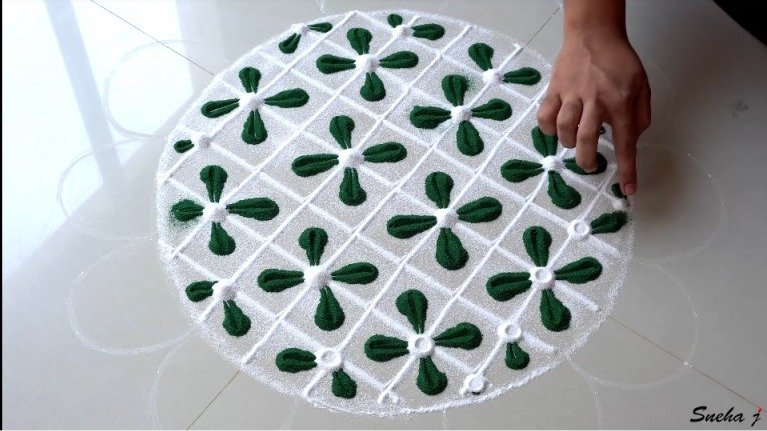 Easy and Quick Rangoli Design