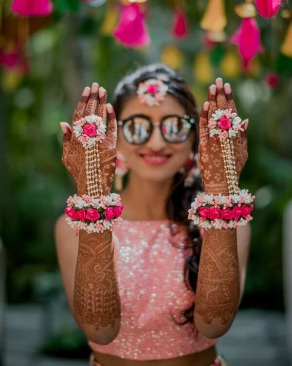 Modern bridal floral hathphool jewellery