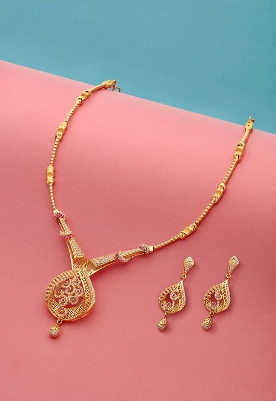 Latest Light Weight Gold Necklace Designs - Get Easy Art and Craft Ideas