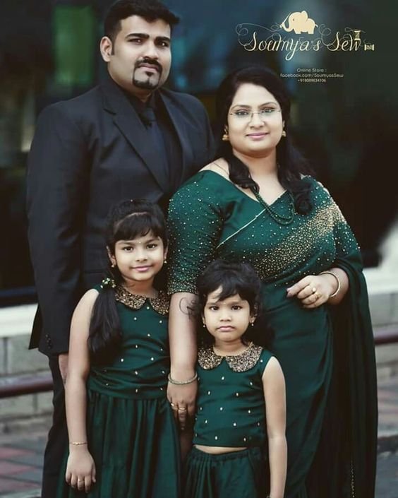 Matching Family Outfits for Marriage