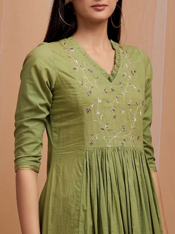 Fashionable Kurti Neck and Sleeve Designs