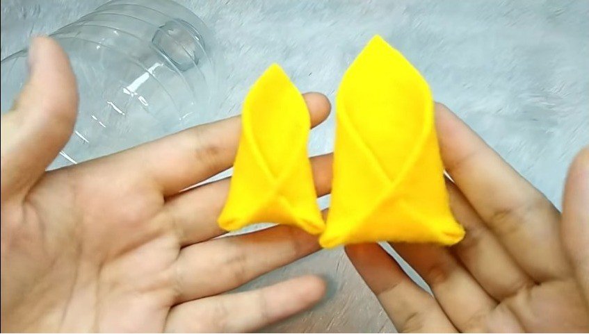 Pineapple-Shaped Candy Container