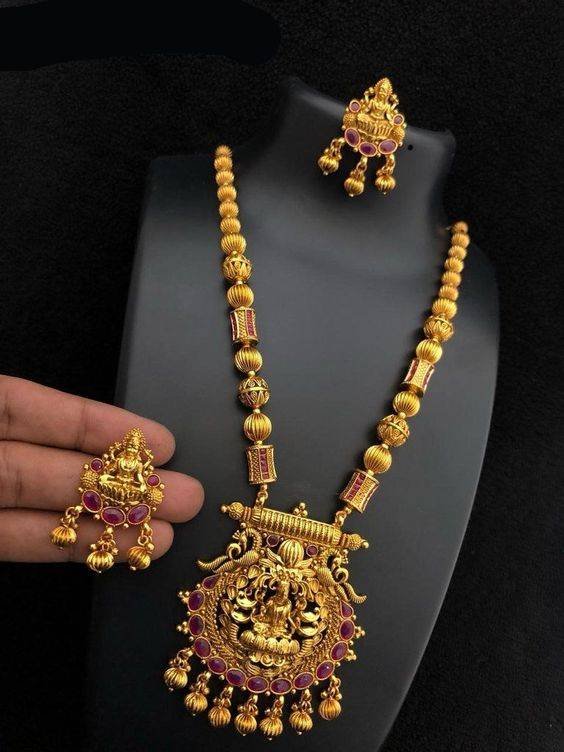 Gold Necklace Designs in 30 Grams