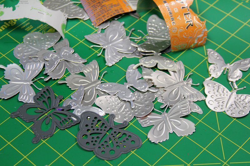 Die-cut aluminum butterfly wreath 9