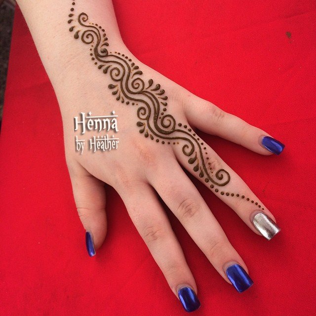 Simple arabic mehndi designs 22