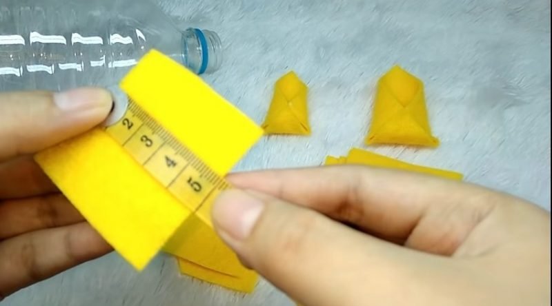 How to make a pineapple-shaped candy container from a flannel 3