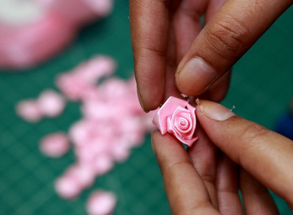 sticking each petals to make flower