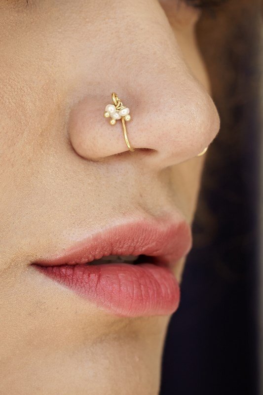 Gold Nose Ring Designs11