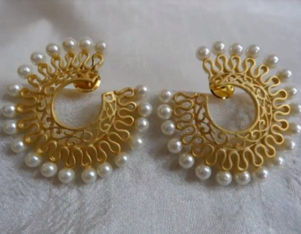 Latest Gold Earrings Designs3