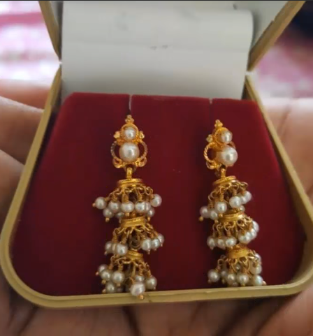 Latest Gold Earrings Designs5