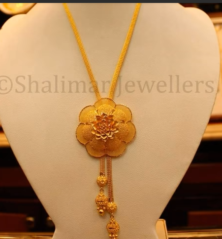 Gold Pendant Designs with Long and Short Chains10