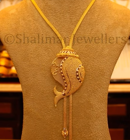 Gold Pendant Designs with Long and Short Chains3