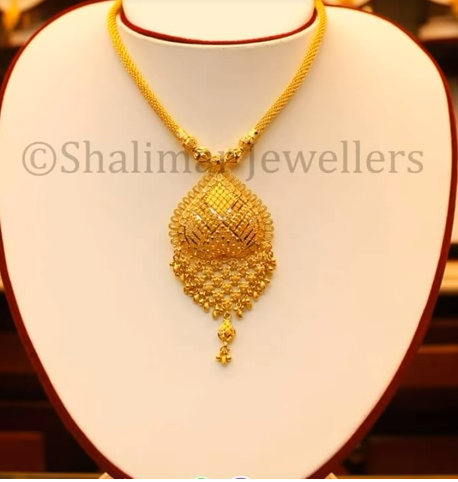 Gold Pendant Designs with Long and Short Chains6