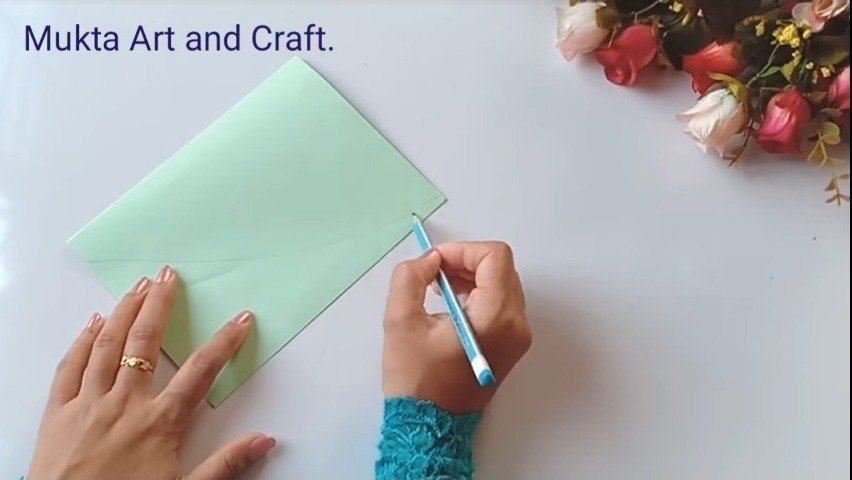 take a chart paper to make the card