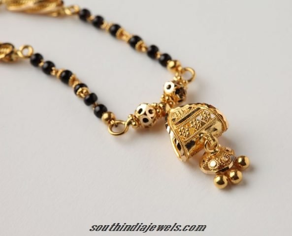 Latest Black Beads Work Mangalsutra Designs6