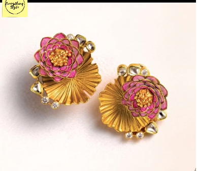 Latest Daily Wear Gold Stud Earring Designs13