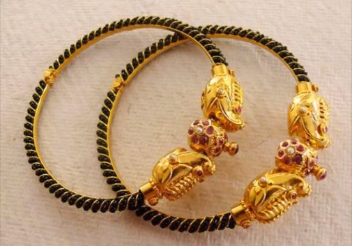 Latest Gold Bangle Designs2