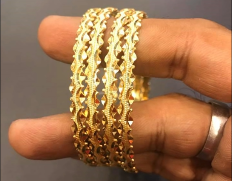 Latest Gold Bangle Designs8