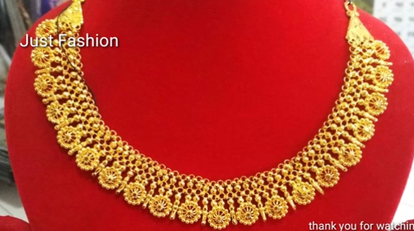 Latest Gold Necklace Designs1
