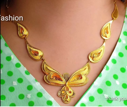 Latest Gold Necklace Designs2