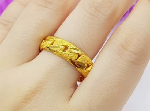 Latest Gold Ring Designs10