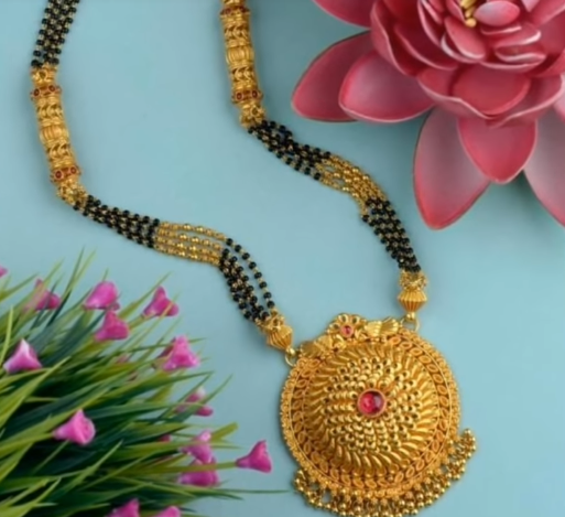 Latest Long Gold Mangalsutra Designs10